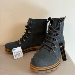 Sorel Women's Warerproof Lace-Up Boots Green NWT